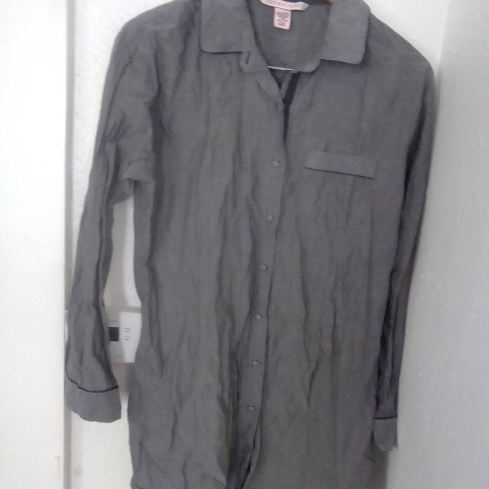 Victoria's Secret Long Sleeve Small Pajamas Dark Gray